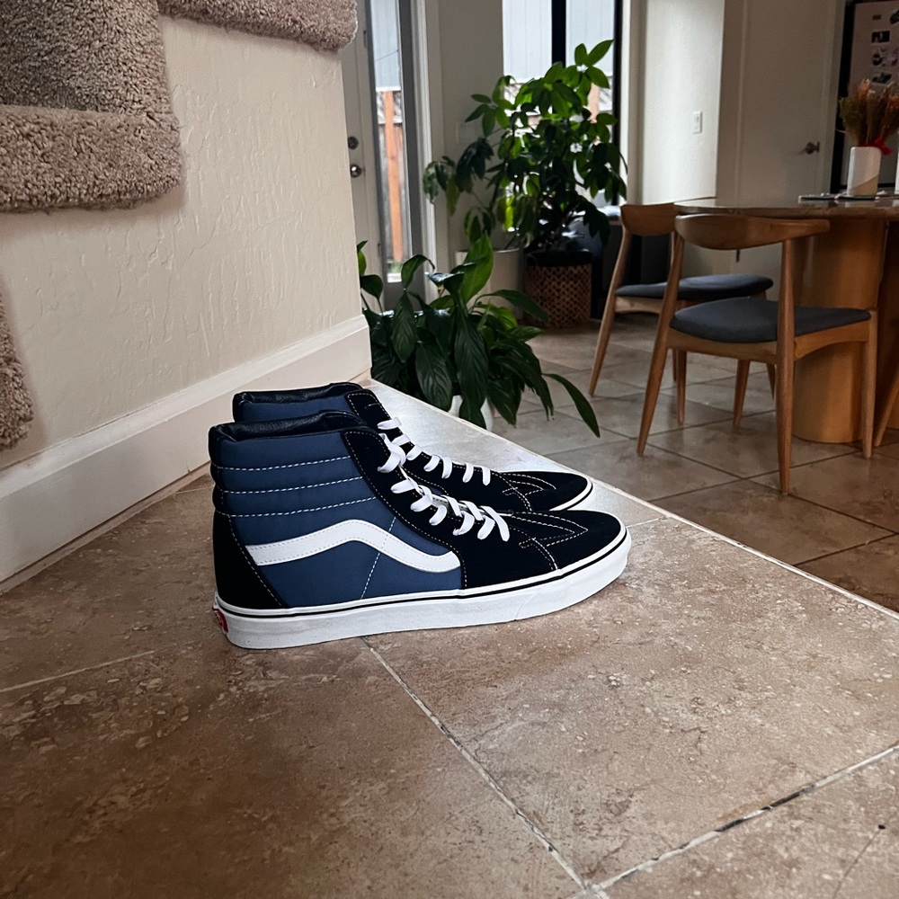 Vans - NEW - size 13